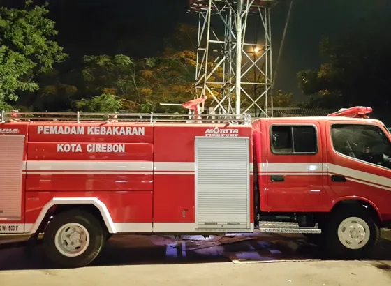 FIRE TRUCK FT DOUBLE CABIN  2 20150814_003320