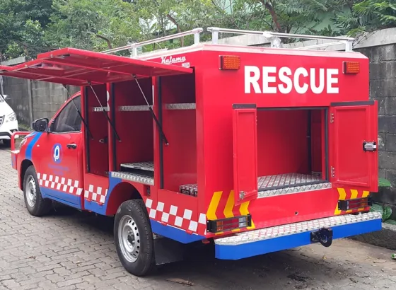 RESCUE RESCUE JEEP 5 rescue_jeep_single_cabin_23